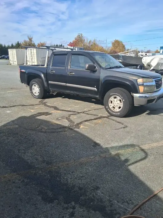 GMC Canyon 2006 photo 2