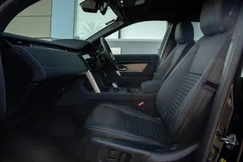 Land Rover Discovery Sport 2026 photo 4