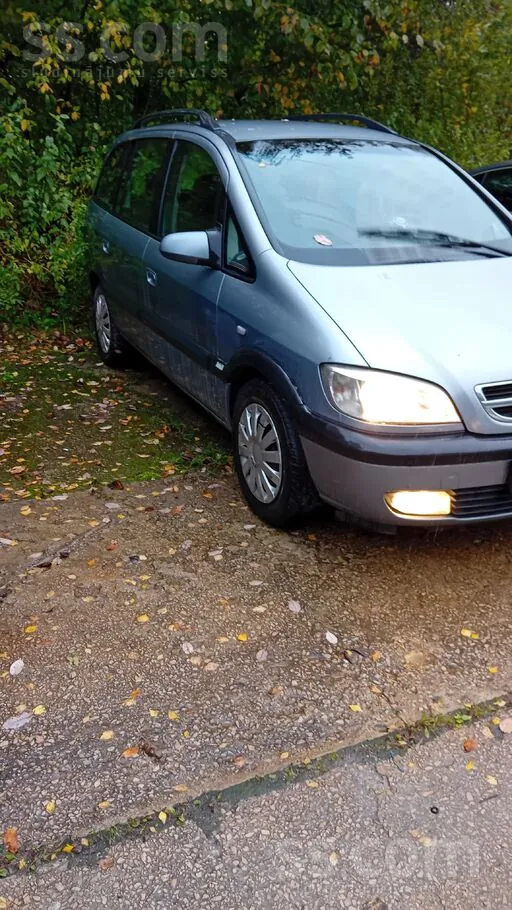 Opel Zafira 2004 photo 2