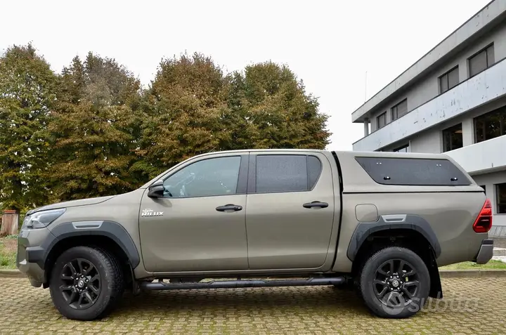 Toyota Hilux 2021 photo 3