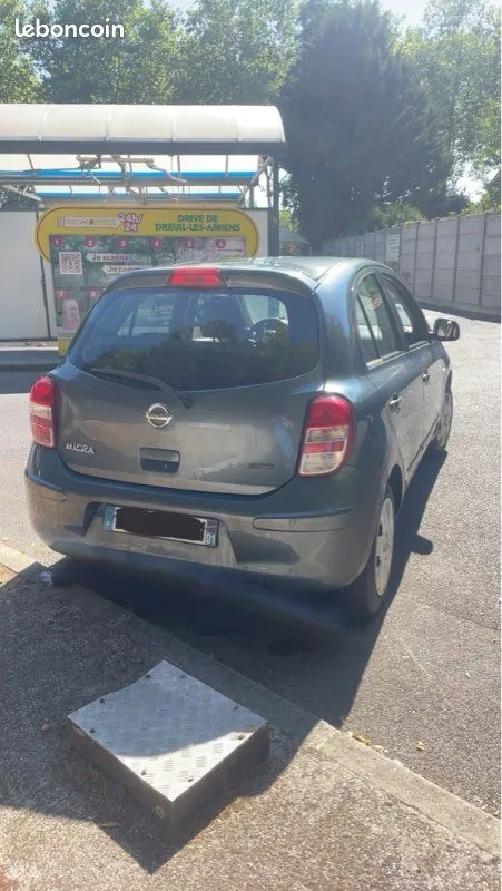 Nissan Micra 2011 photo 2