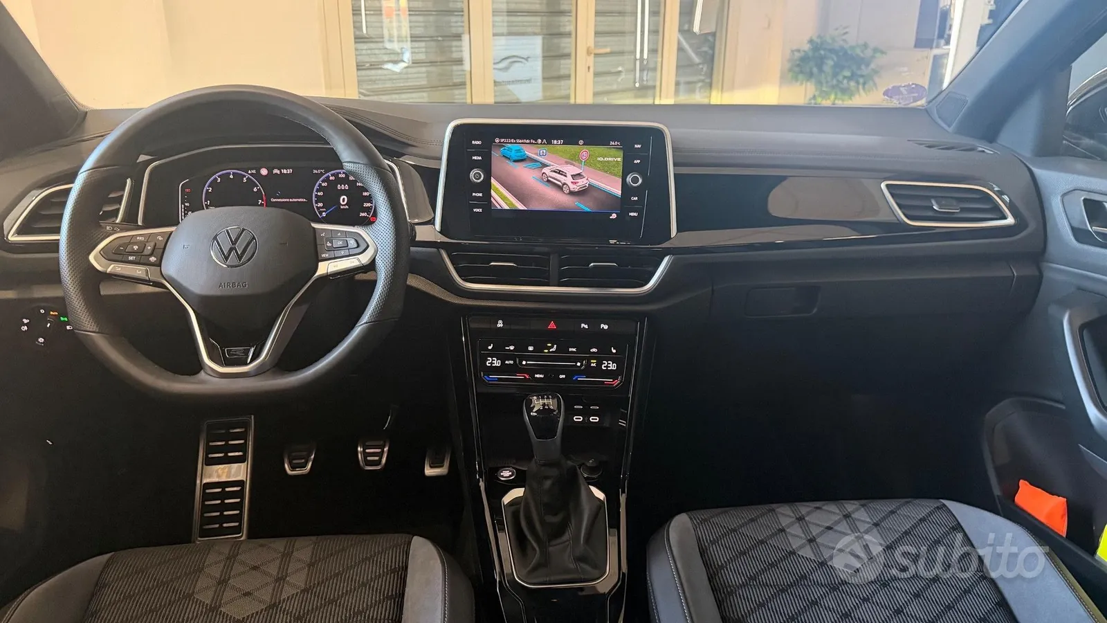 Volkswagen T-Roc 2025 photo 5