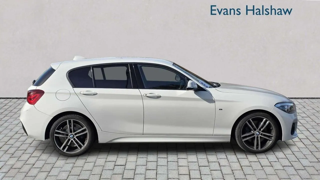 BMW 1 Series 2019 photo 5