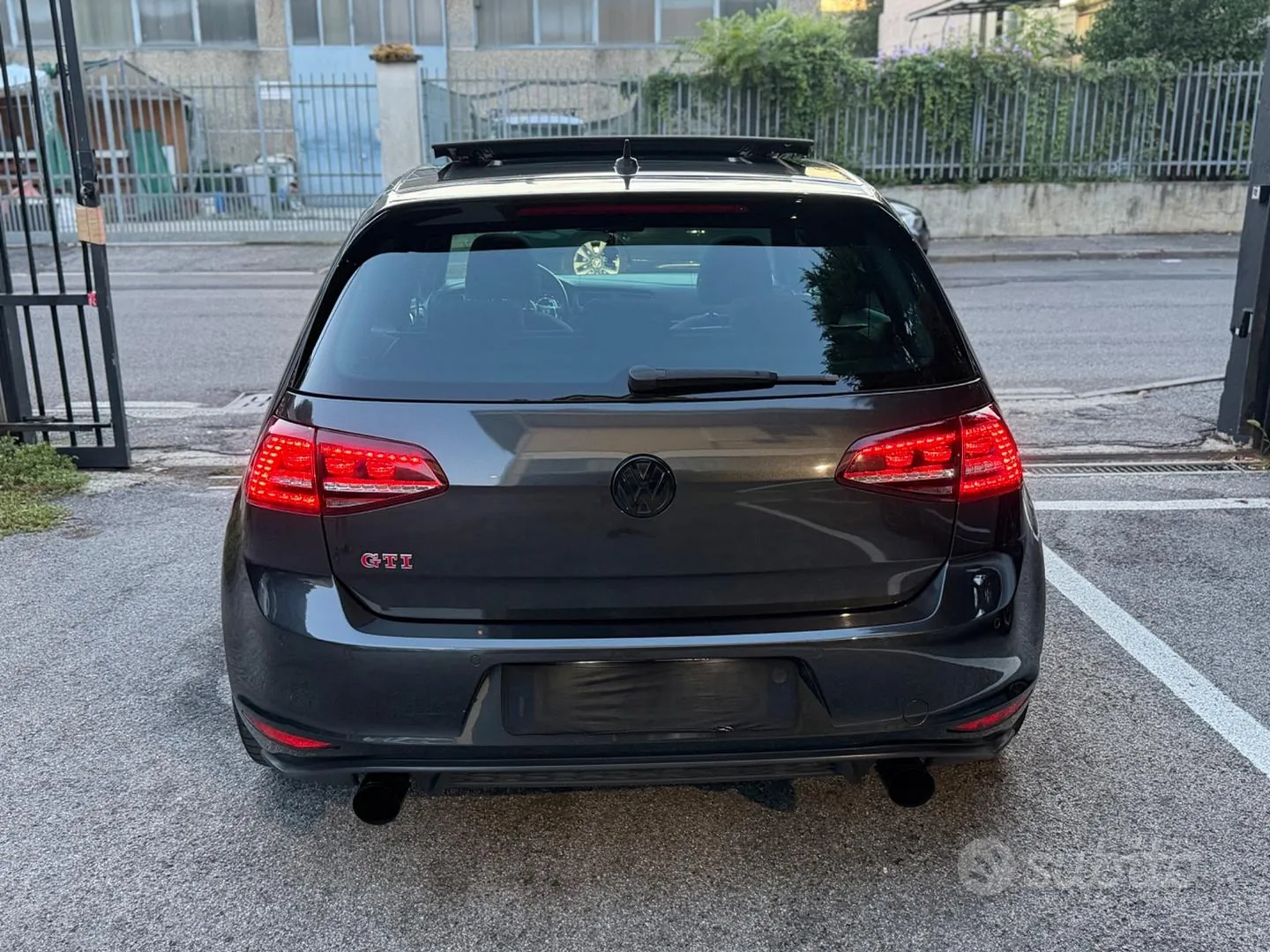 Volkswagen Golf Gti Performance 2015 photo 4