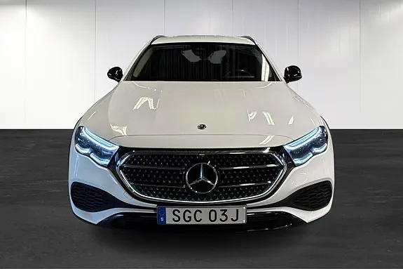 Mercedes-Benz E300 De 2024 photo 5