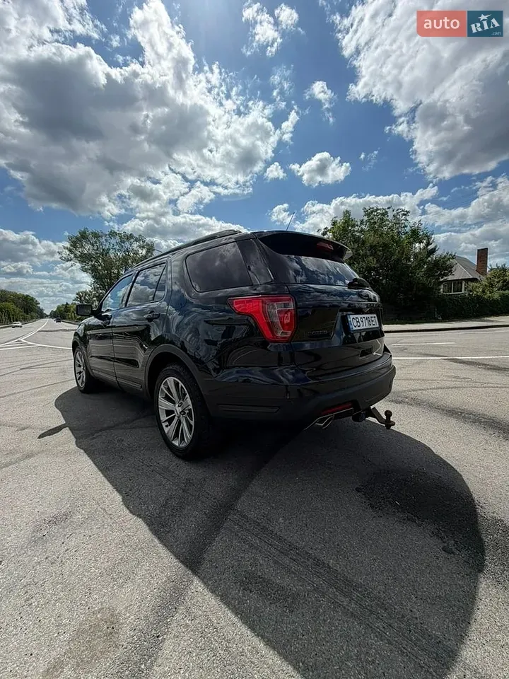 Ford Explorer 2017 photo 5
