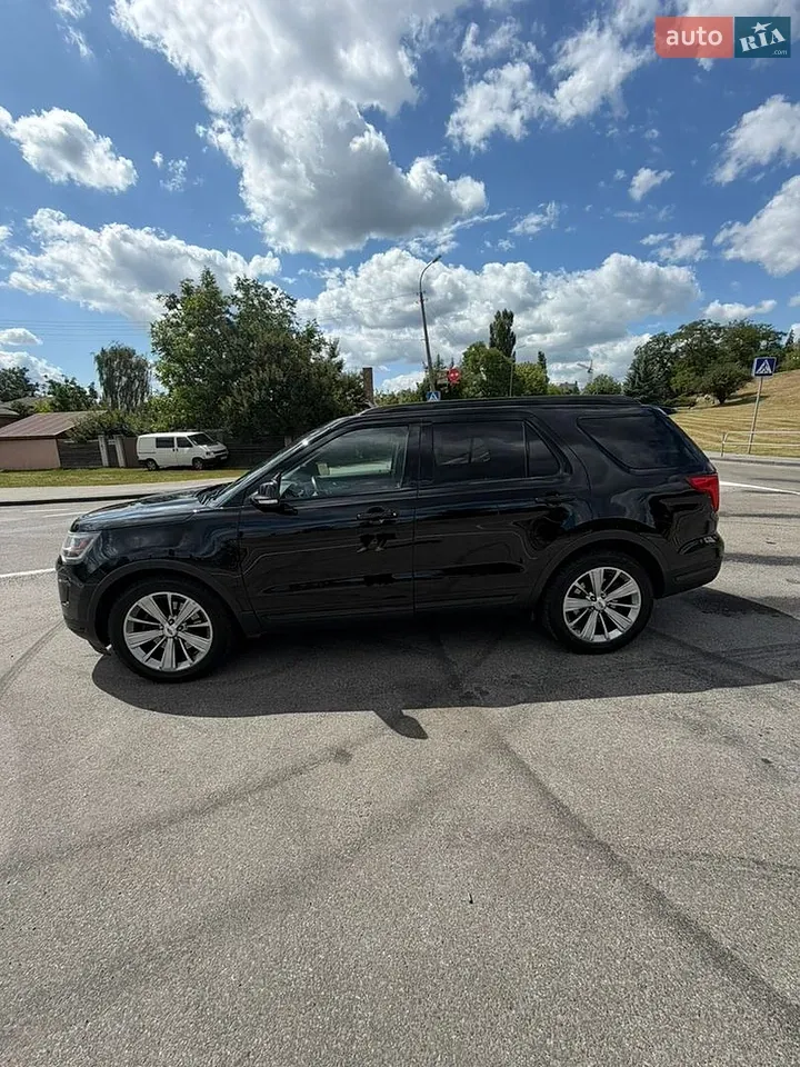 Ford Explorer 2017 photo 4
