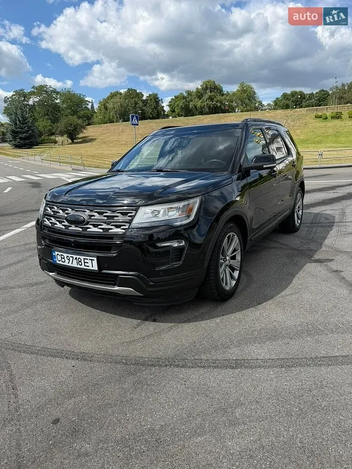 Ford Explorer 2017 photo 2