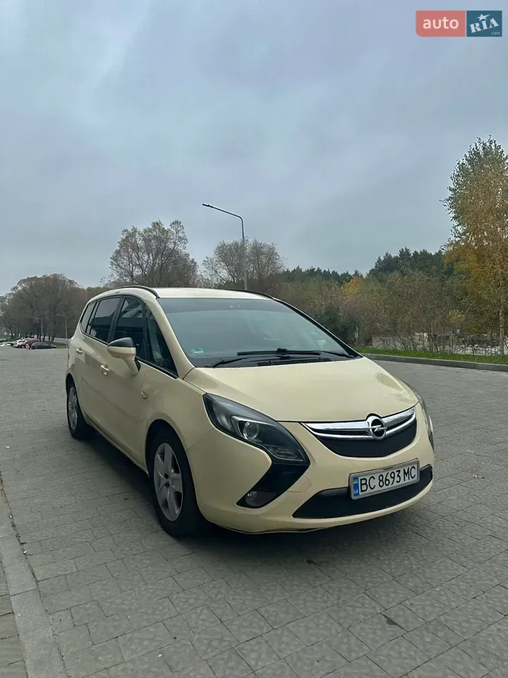 Opel Zafira Tourer
