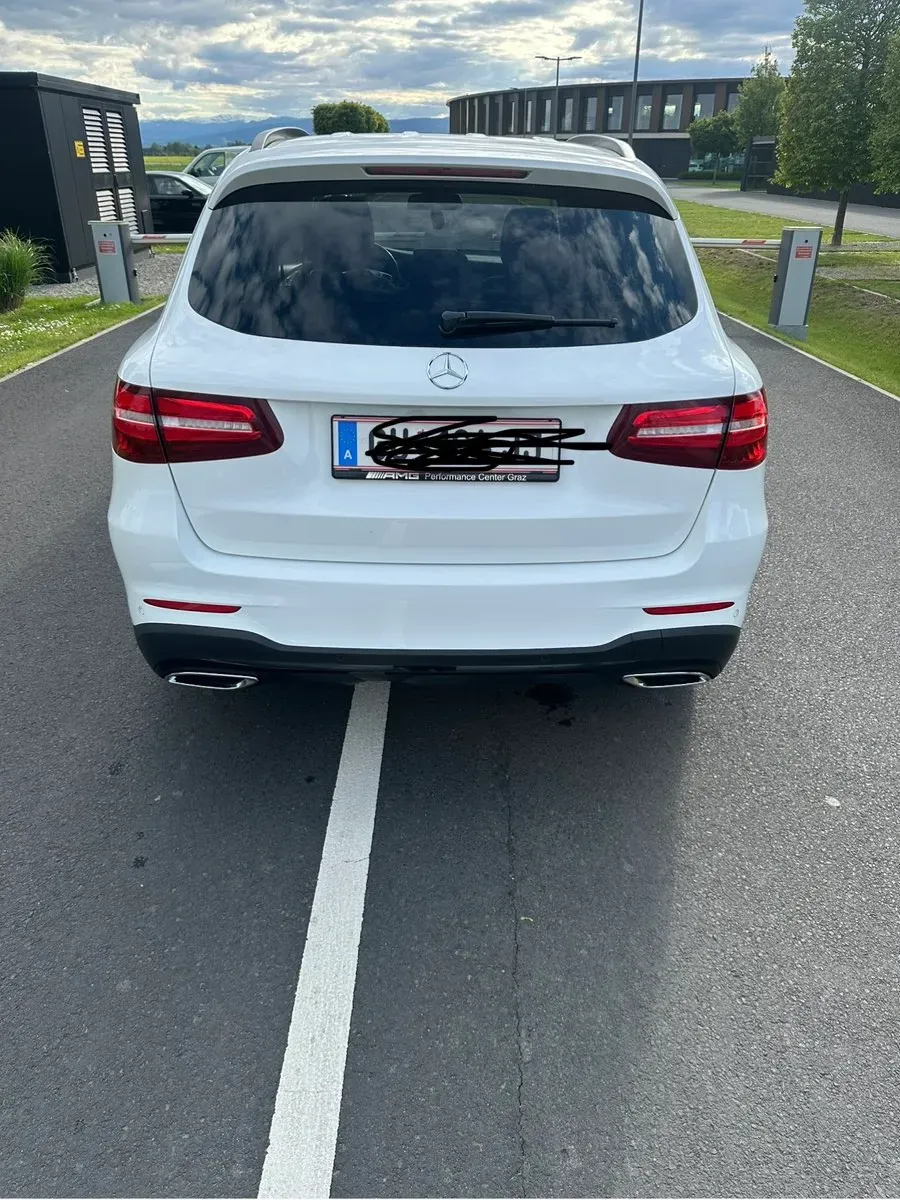Mercedes-Benz Glc-Class 2016 photo 2