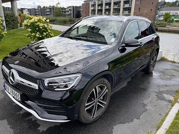 Mercedes-Benz Glc300 De 2021 photo 2