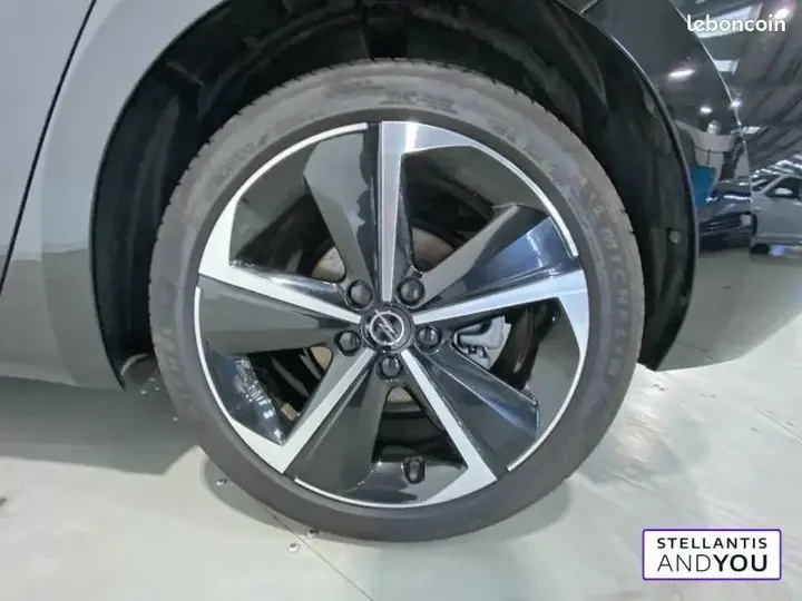 Opel Astra 2023 photo 5