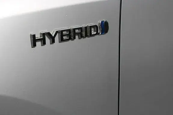 Toyota Auris 2017 photo 3