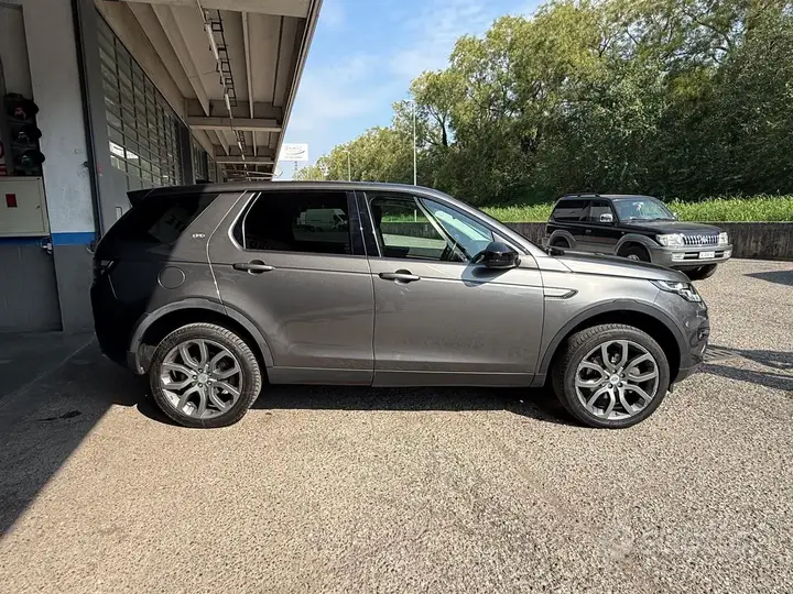 Land Rover Discovery Sport 2019 photo 5