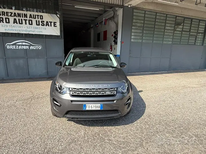 Land Rover Discovery Sport 2019 photo 2