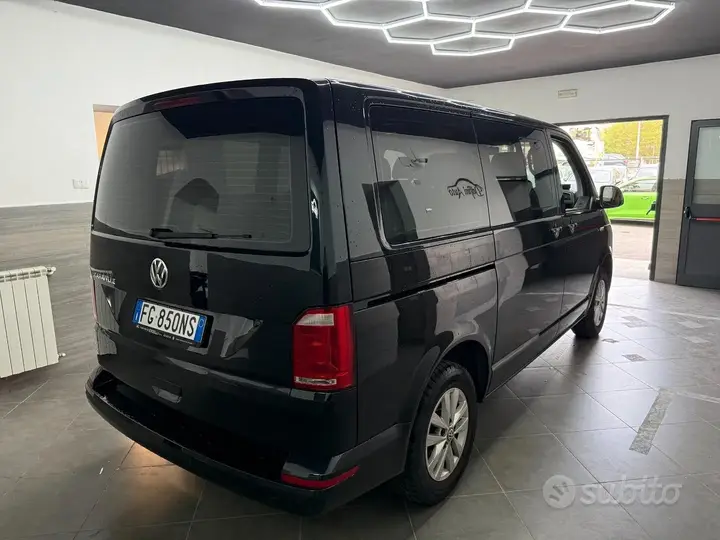 Volkswagen Caravelle 2017 photo 5