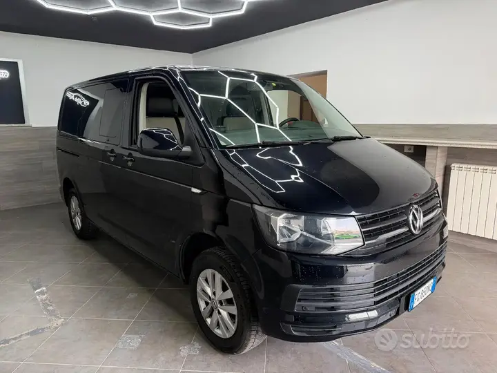 Volkswagen Caravelle 2017 photo 3