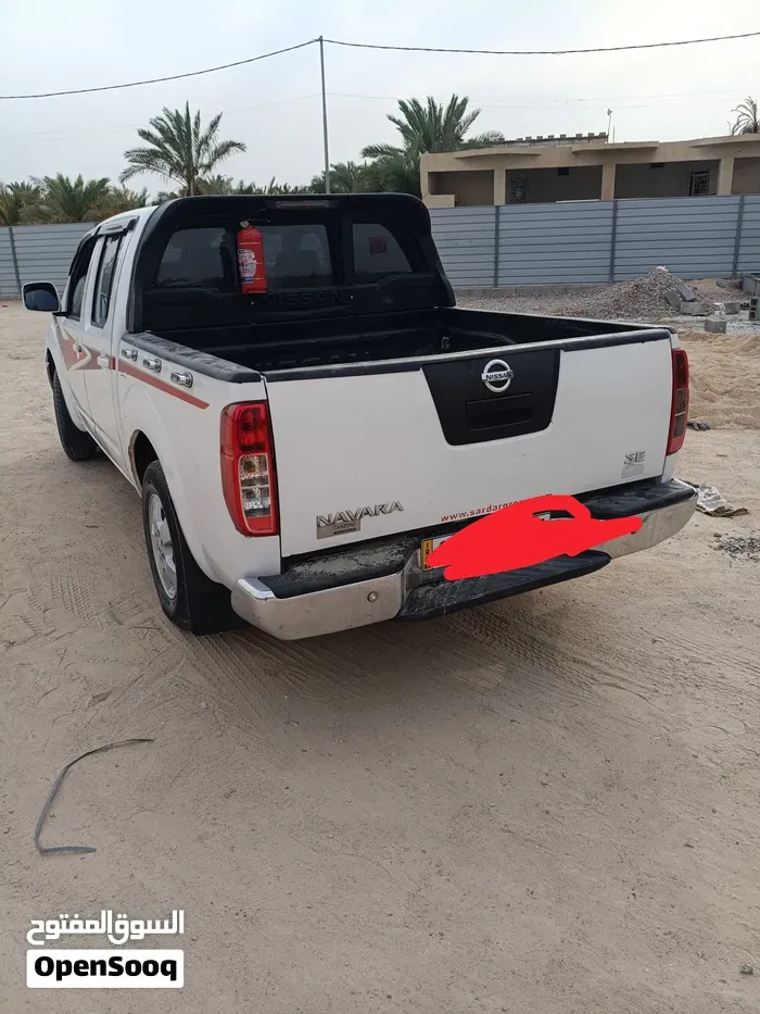 Nissan Navara 2013 photo 2