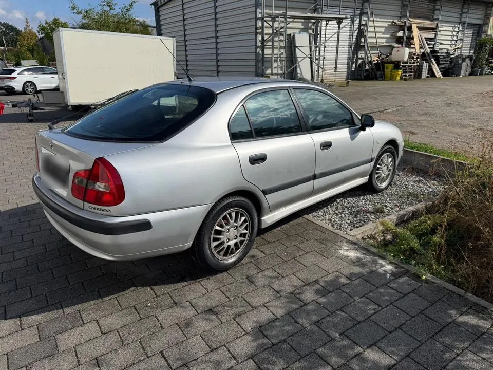 Mitsubishi Carisma