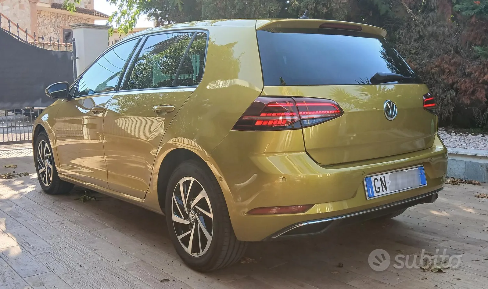 Volkswagen Golf 2018 photo 2