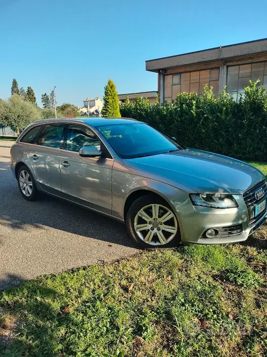 Audi A4 Avant 2012 photo 3
