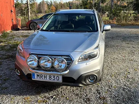 Subaru Outback 2015 photo 3