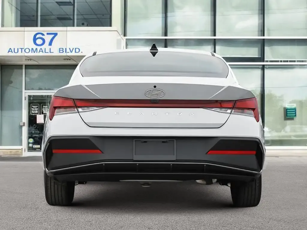Hyundai Elantra 2026 photo 5