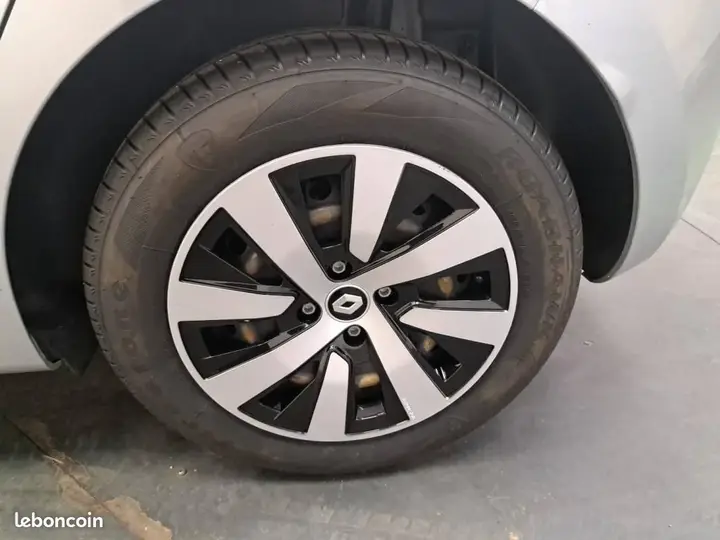 Renault Clio 2023 photo 5