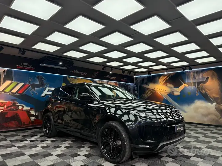 Land Rover Range Rover Evoque 2022 photo 3