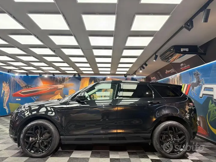 Land Rover Range Rover Evoque 2022 photo 4