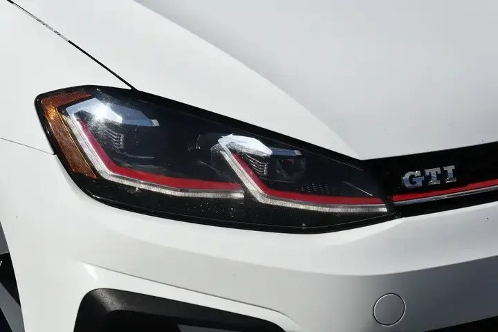 Volkswagen Golf Gti 2018 photo 5
