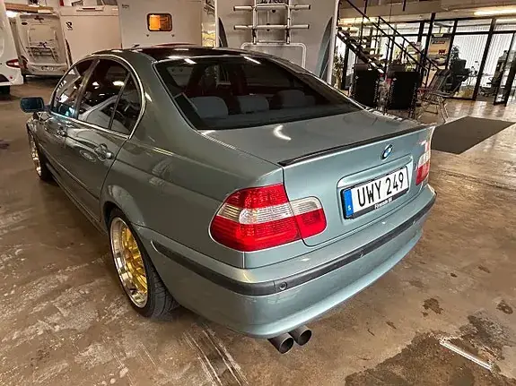 BMW 320I 2004 photo 3
