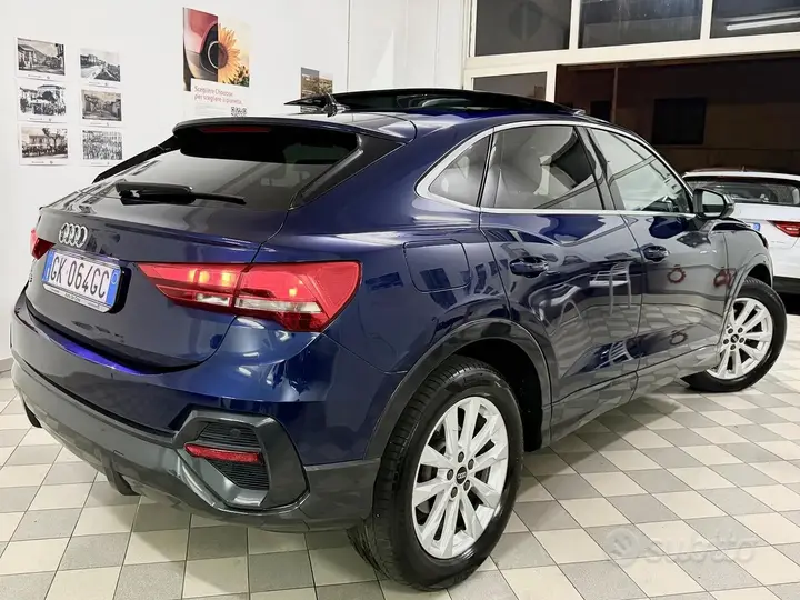 Audi Q3 2022 photo 4