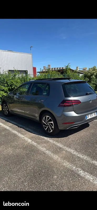 Volkswagen Golf 2018 photo 2