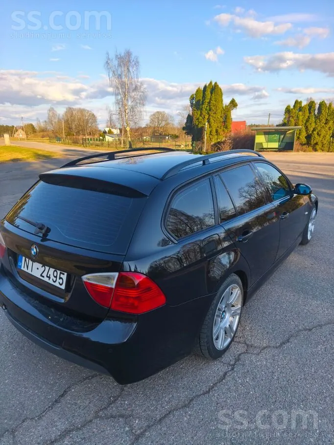 BMW 320 2008 photo 4