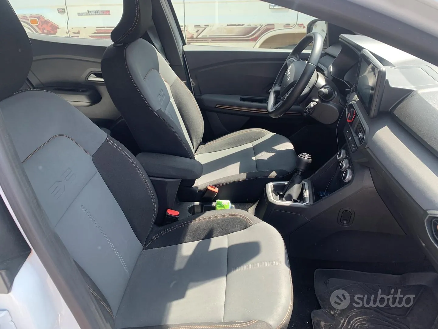Dacia Sandero 2024 photo 4