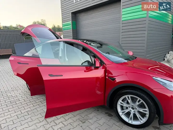 Tesla Model Y 2022 photo 4
