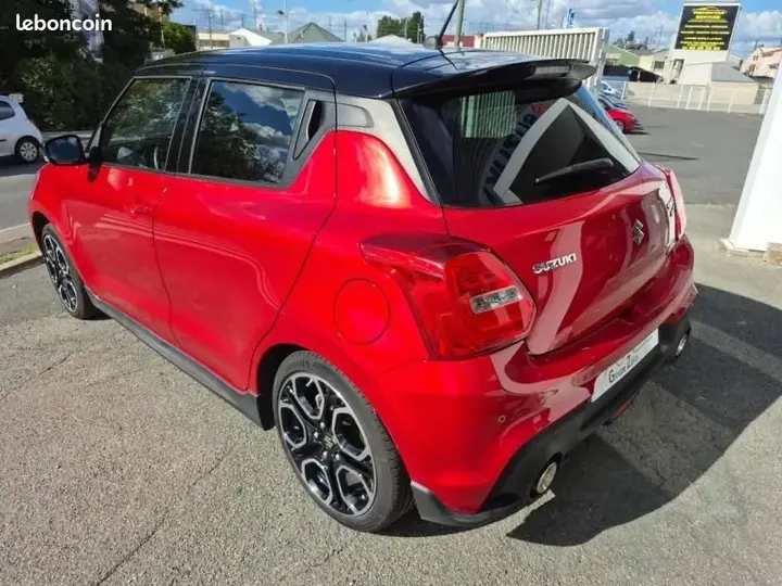 Suzuki Swift 2023 photo 3