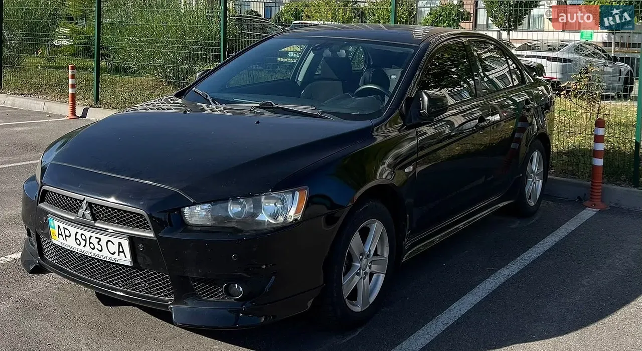 Mitsubishi Lancer