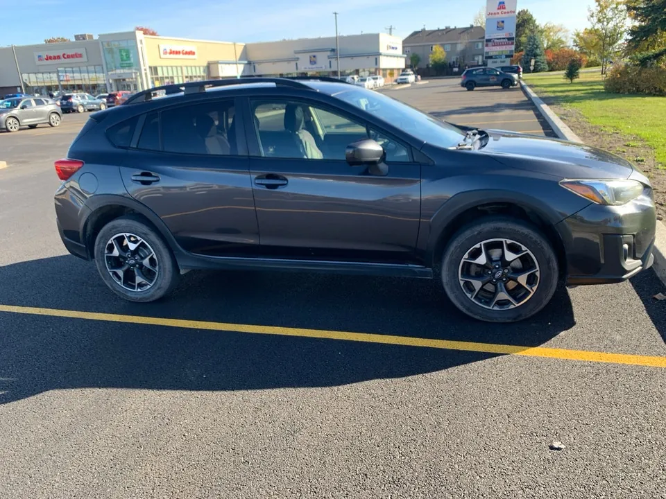 Subaru Crosstrek 2019 photo 2