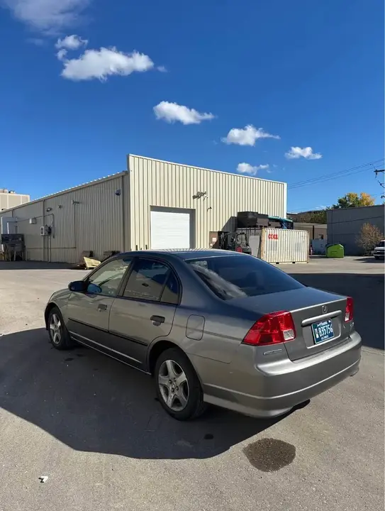 Honda Civic 2004 photo 3