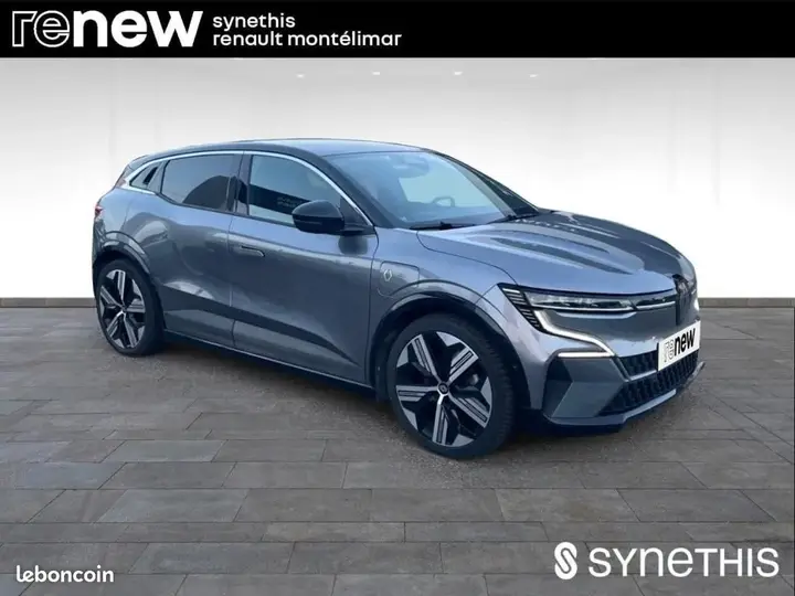 Renault Megane 2023 photo 2