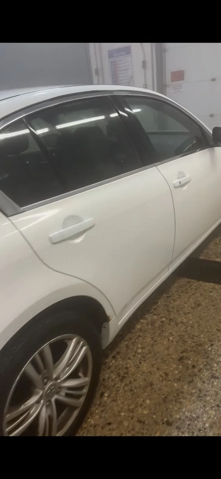 Infiniti G25 2011 photo 4
