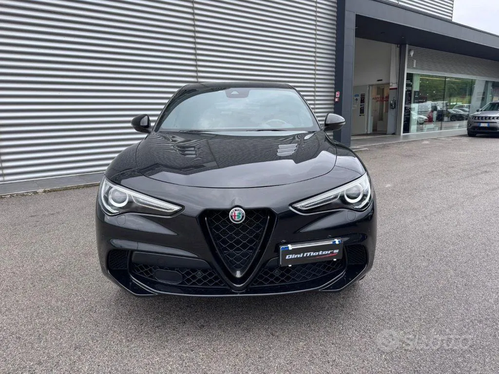 Alfa Romeo Stelvio 2022 photo 2