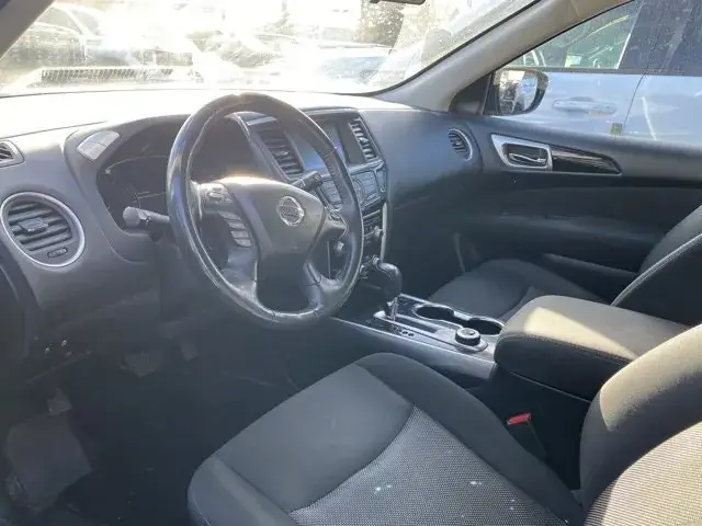 Nissan Pathfinder 2017 photo 3
