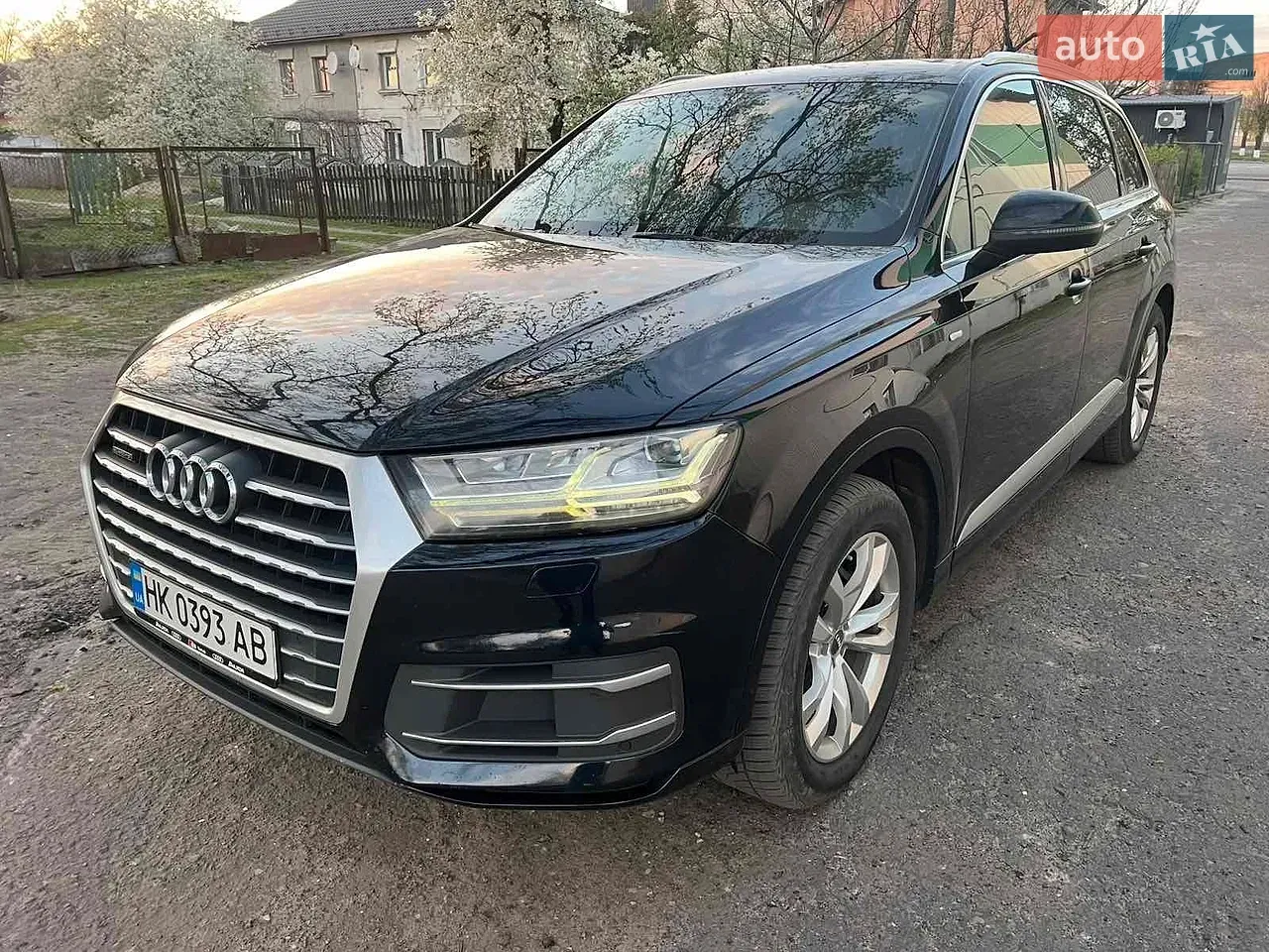Audi Q7 2017 photo 2