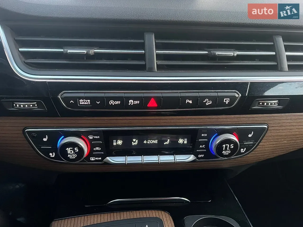 Audi Q7 2017 photo 5