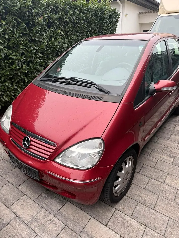 Mercedes-Benz A160