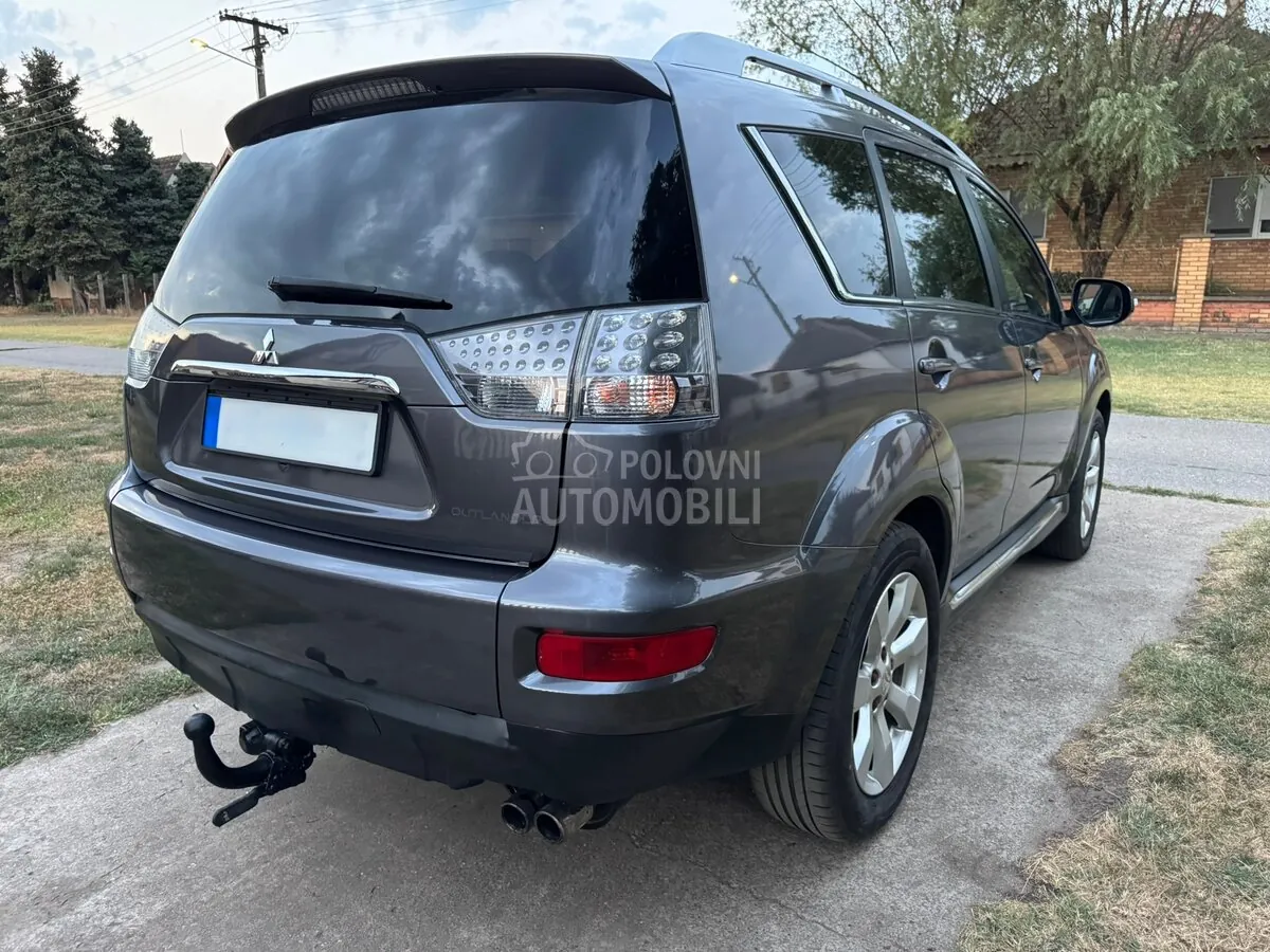 Mitsubishi Outlander 2010 photo 5