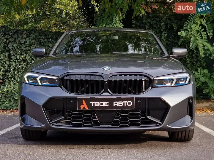 BMW 3 Series 2019 photo 4